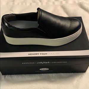 Dr. Scholl Kinney Black Metallic - size 9 1/2